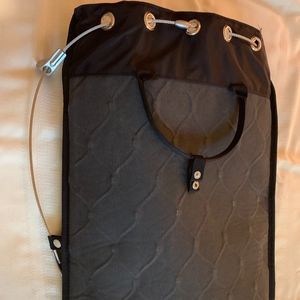 Pacsafe NEW Travelsafe 12L GII Portable safe